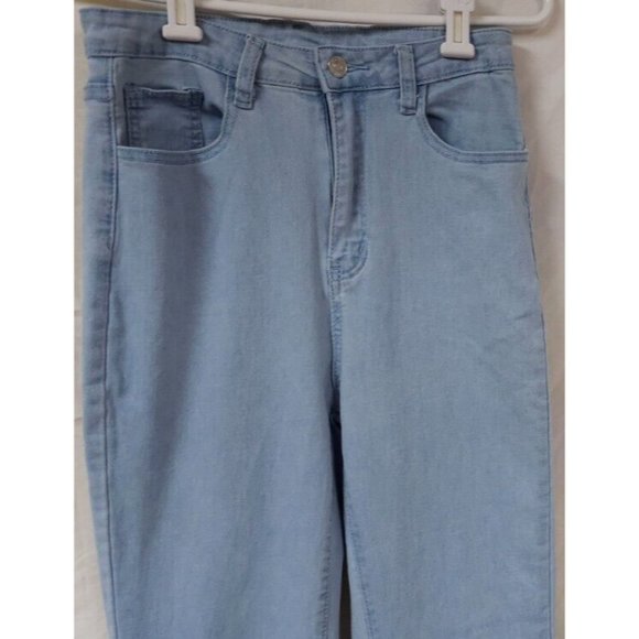 Shein Teens SZ 4 High Rise Flare Leg Light Wash Floral Stretch Jeans 26/28X33 - Picture 4 of 13